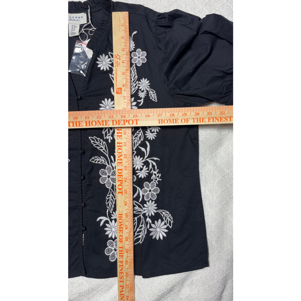 NWT Calypso St Barth Black & White Floral Embroidered Button Up Top Size Med - Picture 3 of 4